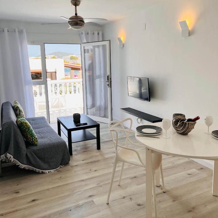 Jacaranda Apartments & Studios Es Cana Kültér fotó
