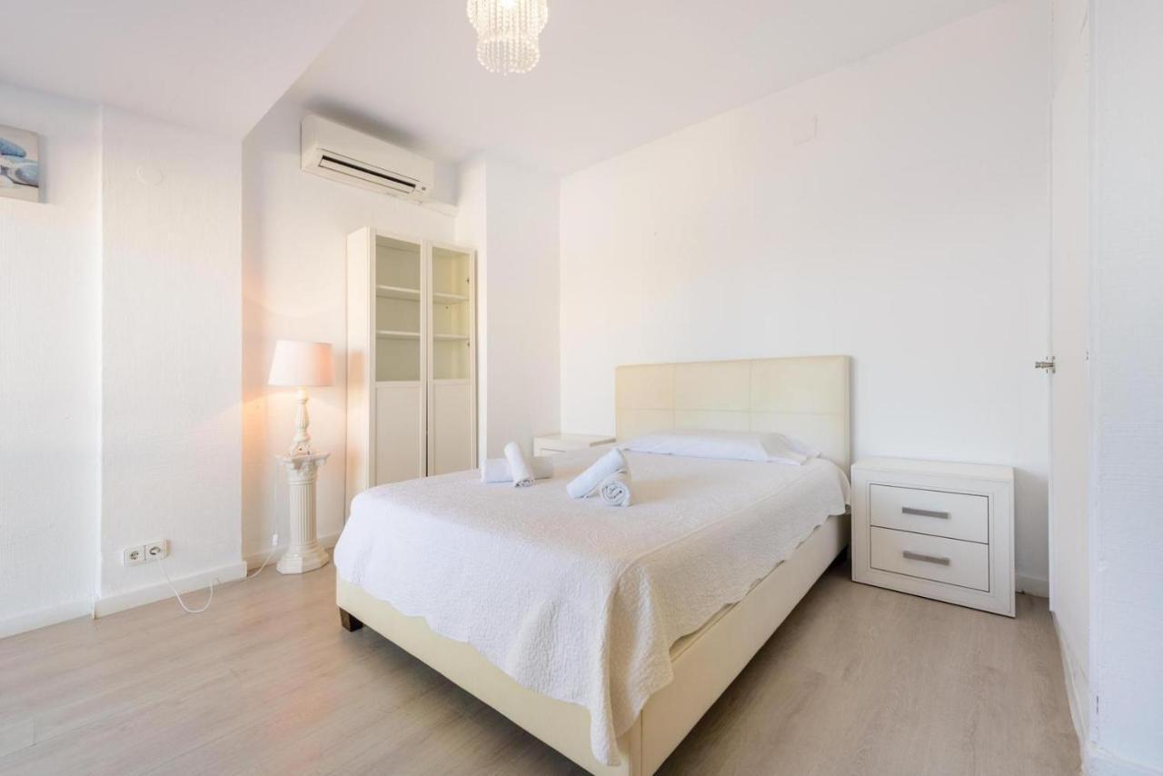 Jacaranda Apartments & Studios Es Cana Kültér fotó