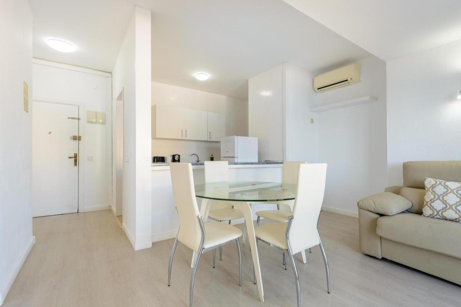 Jacaranda Apartments & Studios Es Cana Szoba fotó