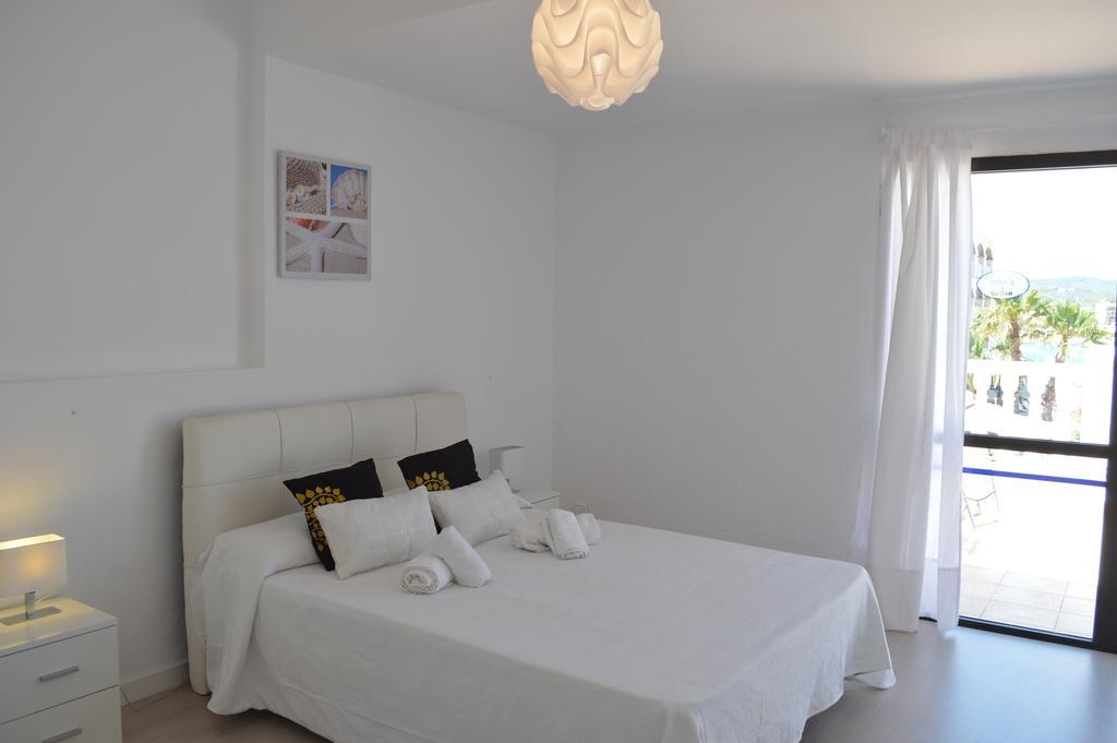Jacaranda Apartments & Studios Es Cana Kültér fotó