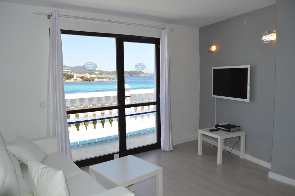 Jacaranda Apartments & Studios Es Cana Kültér fotó