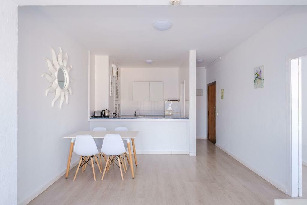 Jacaranda Apartments & Studios Es Cana Kültér fotó
