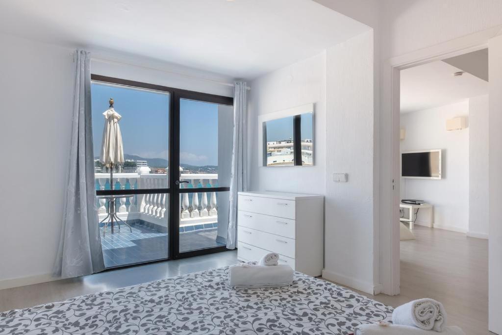 Jacaranda Apartments & Studios Es Cana Kültér fotó